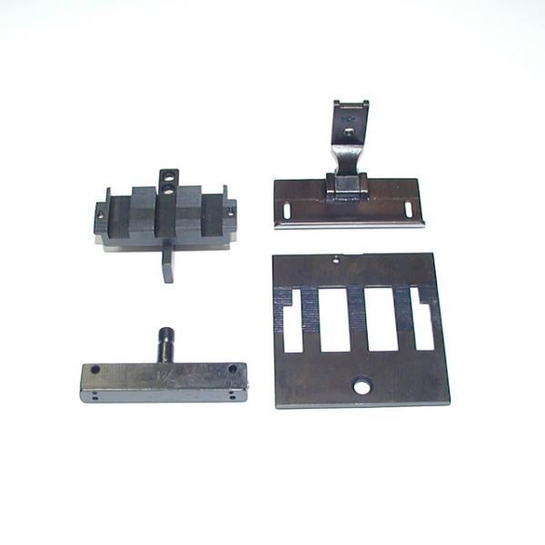 Šicí sada pro Garudan GF-207 a GF-229-xx3 (rozpich jehel 48,0 mm)