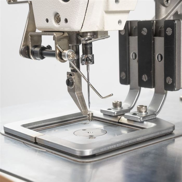 Šicí stroj Garudan GSS/B-0606H-22 (komplet)